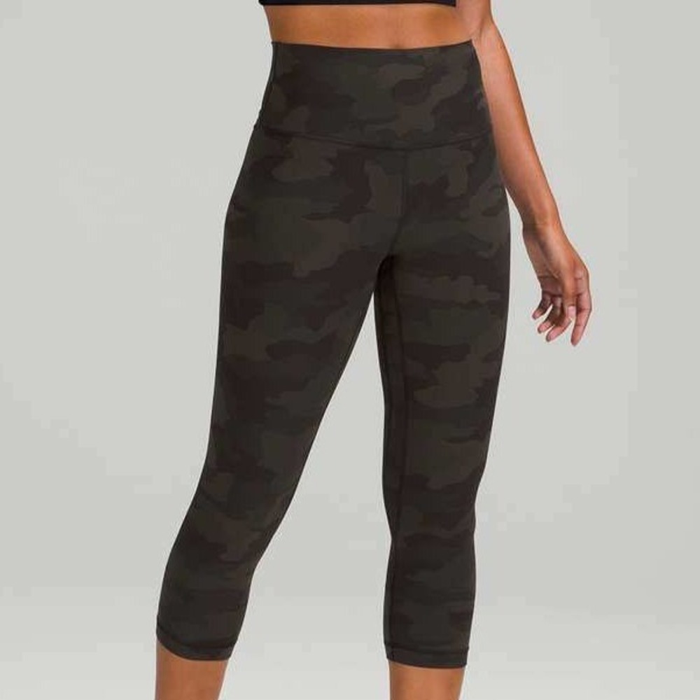 Lululemon Women's 20 Green Camo Print Align High Rise Crop 21" Leggings Gym Yoga
